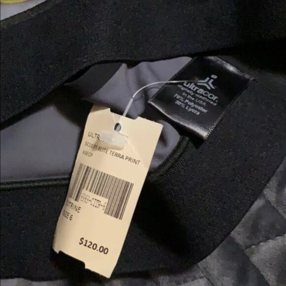 NWT Ultracor sculpt elite terra camo sports bra sz 6 - Picture 3 of 5